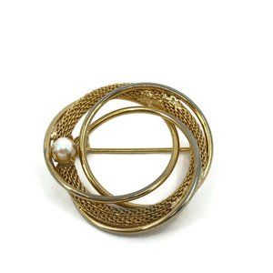 Vintage 1960s Triple Circle Wreath Brooch